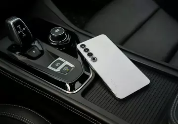 Design podobny do Galaxy S23 i ...