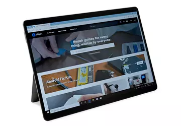iFixit uznał Microsoft Surface Pro X ...