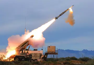 Boeing zwiększy produkcję głowic naprowadzających dla ...