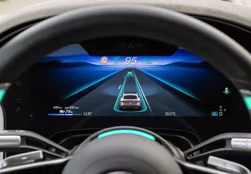 Mercedes-Benz otrzymał zgodę na jazdę autonomiczną ...