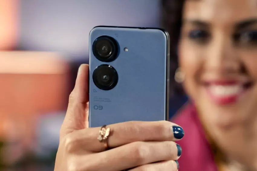 Snapdragon 8 Gen 2, wyświetlacz 120Hz, aparat 200MP i IP68 - specyfikacja ASUS Zenfone 10 ujawniona.