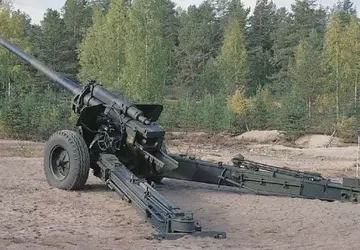 Finlandia przekazała 130 mm haubice M-46 ...