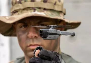 Ukraina otrzyma mikrodrony Black Hornet Nano, ...