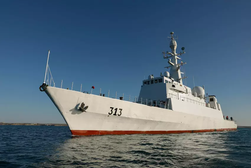 Iran prezentuje pierwszy rodzimy okręt zwiadowczy