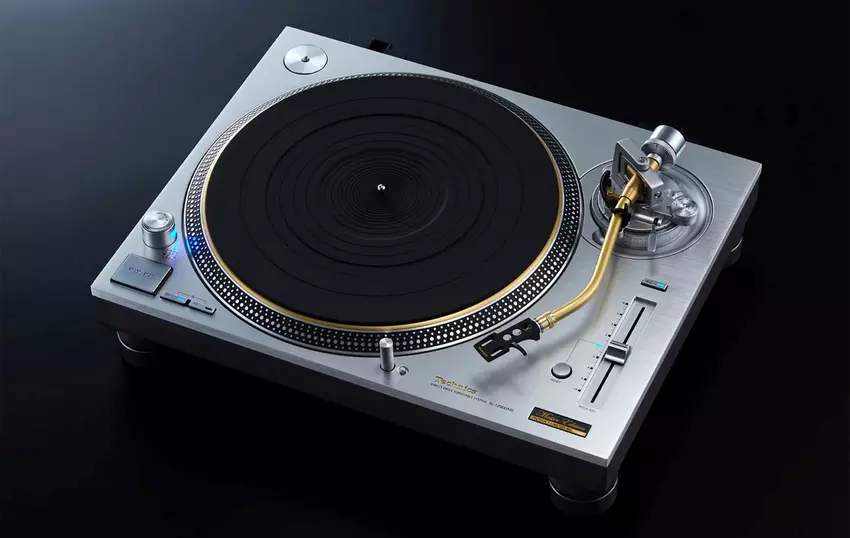 Technics wprowadza ostatnią legendę: winylowy finał SL-1200G/1210G Master Edition w 2410 egzemplarzach