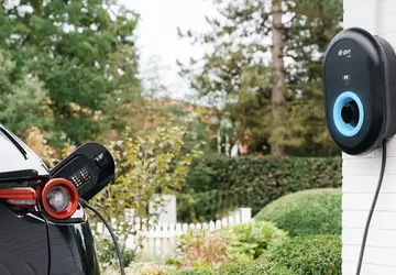 Ładuj i oszczędzaj do 900 euro ...