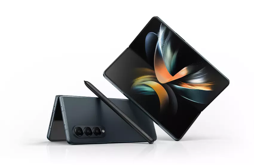 Samsung rozpoczyna testy One UI 5.1.1 na smartfonie Galaxy Fold 4