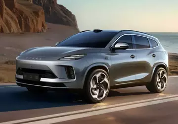 Exeed pokazał nowy crossover Exlantix E05, ...