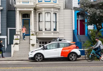 Cruise został oskarżony o zatajenie ważnych ...