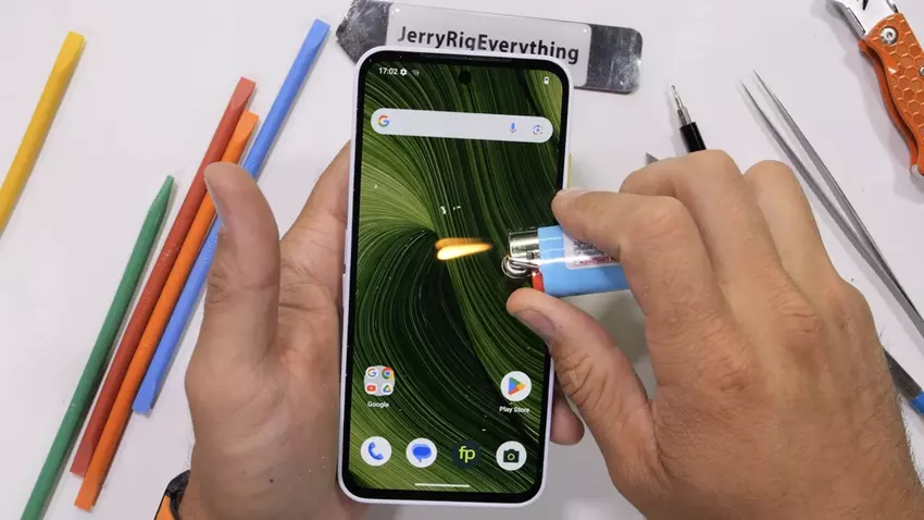 Modułowy, ale nietrwały: Fairphone 6 przeszedł surową próbę technoblogera JerryRigEverything