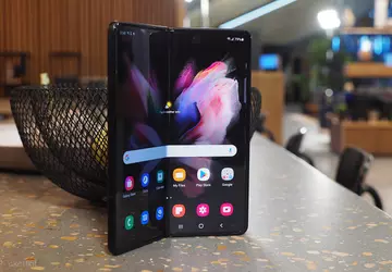 Globalny rynek składanych smartfonów wzrósł o ...