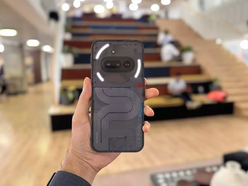 Rozpoznawalny i elegancki: projektant pokazał, jak może wyglądać Nothing Phone (3a)