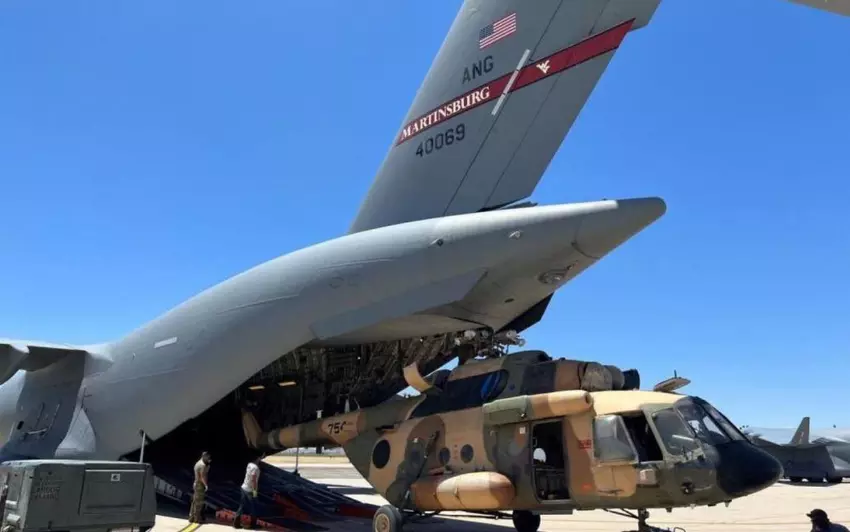 Śmigłowce Mi-17 z USA lecą na Ukrainę: dlaczego Rosja „wypala się” z tego powodu