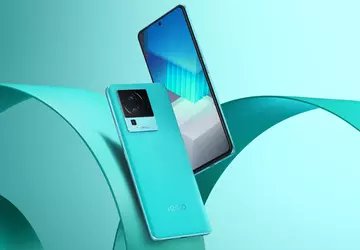 Snapdragon 8+ Gen 1, ekran AMOLED ...