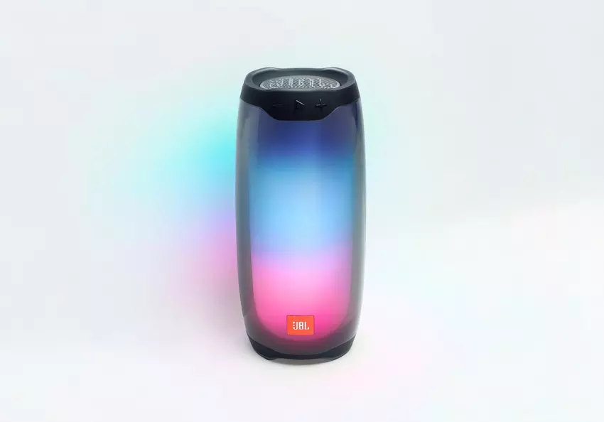 JBL Pulse 4 na Amazon: bezprzewodowy głośnik z ochroną IPX7 i podświetleniem za 80 dolarów taniej