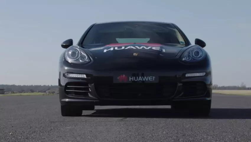 AI Huawei Mate 10 zdolny do jazdy Pro