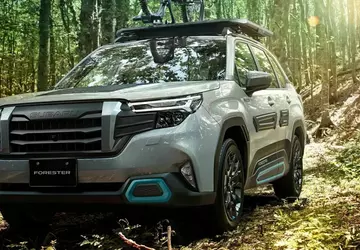 Subaru pokazała japońską wersję Forester z ...