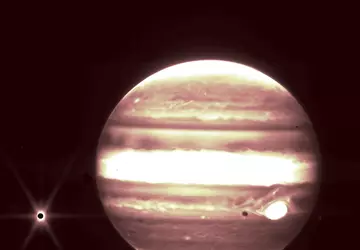 Teleskop Orbitalny Jamesa Webba wykonał jasne ...