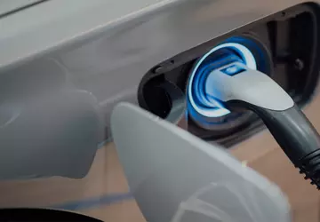 Ford wprowadza na rynek samochód elektryczny ...