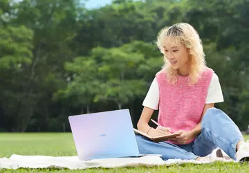 LG wprowadziło do sprzedaży notebooki gram ...