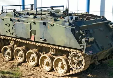 Ochotnicy kupują 17 pojazdów opancerzonych dla ...