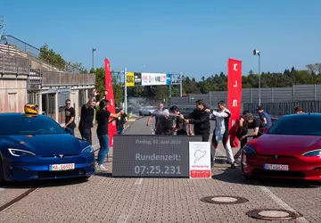 Tesla Model S Plaid ustanawia nowy ...