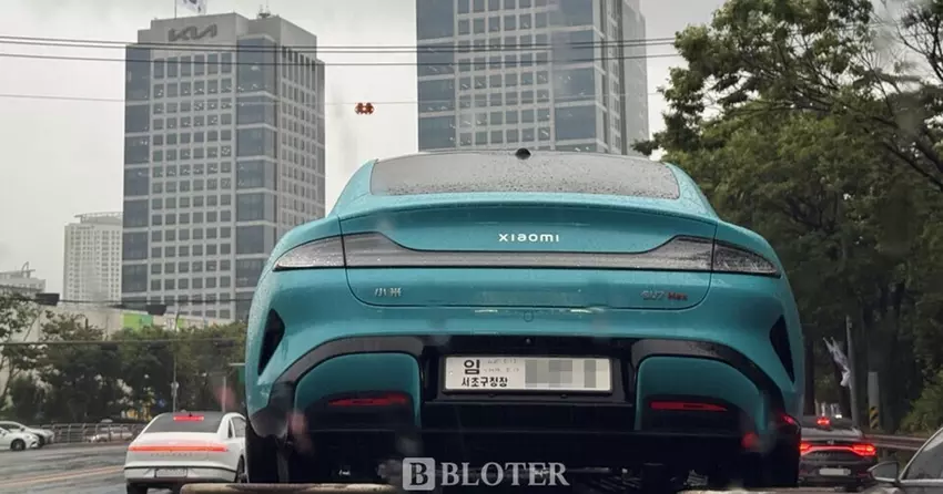 Xiaomi SU7 zauważono w siedzibie Hyundai w Seulu — koreański producent bada chińskiego rywala