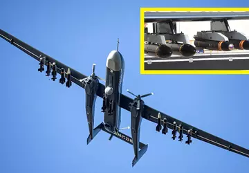 Chiński dron TB-001 Scorpion MALE o ...