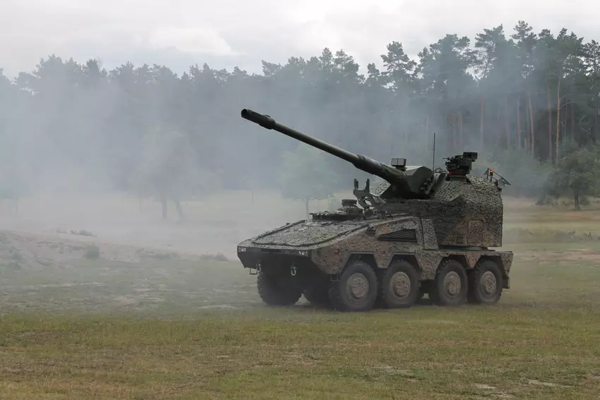 Kiedy Ukraina otrzyma nowoczesne samobieżne haubice RCH 155 oparte na GTK Boxer APC i z wieżyczką z PzH 2000?