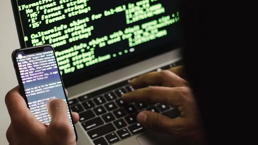 ...i wypuszcza psy wojny: Apple pozywa NSO Group