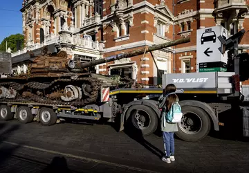 T-72B w Holandii - zniszczony rosyjski ...