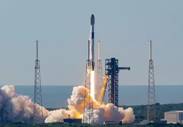 SpaceX otrzymała zgodę na wystrzelenie kolejnych ...