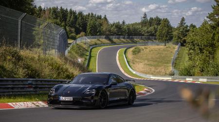 18 sekund szybciej niż Tesla Model S Plaid: Porsche przetestowało elektryczny samochód sportowy Taycan Turbo GT na torze Nürburgring