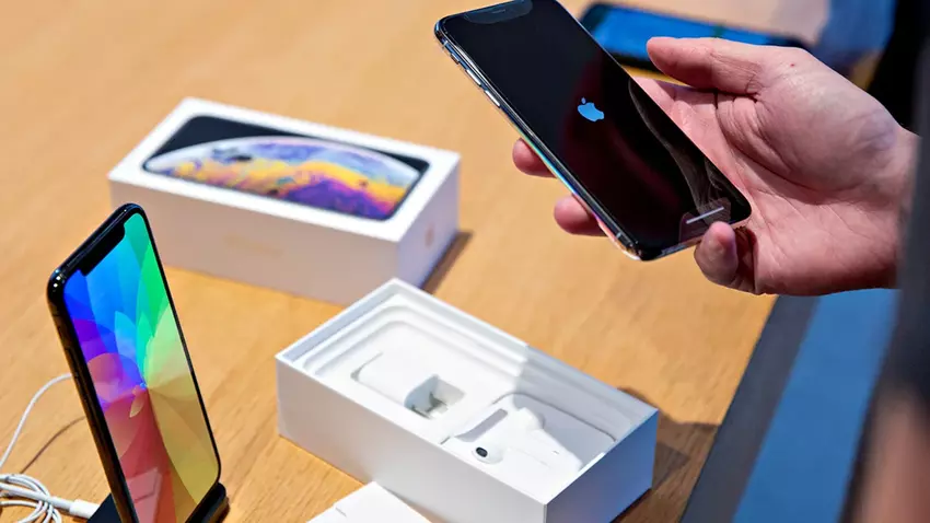 Międzynarodowy handlarz podrobionymi produktami Apple otrzymał wyrok więzienia