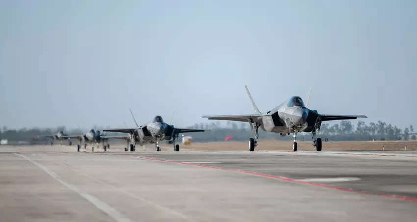 Największe europejskie linie lotnicze Lufthansa pomogą w budowie i utrzymaniu amerykańskich myśliwców piątej generacji F-35 Lighting II w Niemczech.