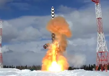 Rosja oficjalnie ogłosiła, że międzykontynentalne rakiety ...