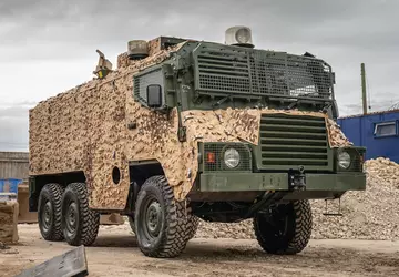 Austriacki pojazd pancerny Pinzgauer Vector 718 ...