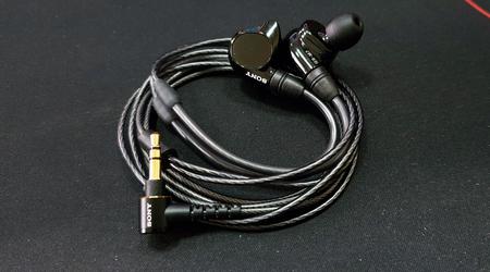 Recenzja słuchawek Sony IER-M7: wzmocnione IEM z czterema sterownikami, które zachwycą twoje uszy