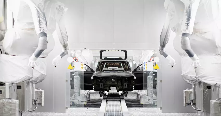 Malowanie samochodu. Zdjęcie: Škoda Auto