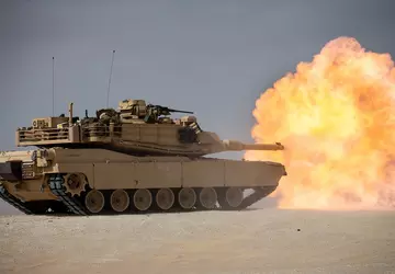 Ukraińscy czołgiści przygotowują się do szkolenia ...