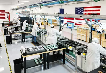 Apple zmienia strategię: 2 222 222 ...