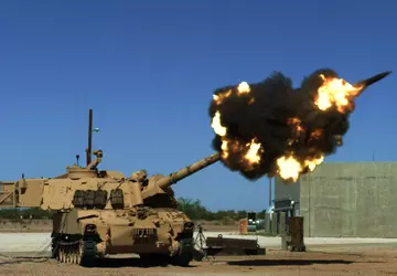 Raytheon otrzymuje 583 mln dolarów na ...