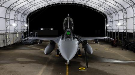 Lockheed Martin dostarczył pierwszą partię myśliwców F-16 Block 70 na Słowację