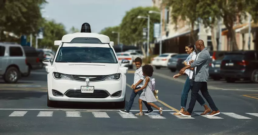 Bezzałogowe taksówki Waymo zawitają do Los Angeles