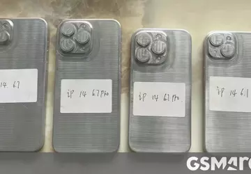 Metalowe formy pokazują tylko dwa rozmiary ...