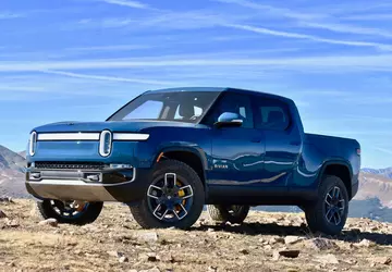 Rivian wycofuje prawie 13 000 samochodów ...