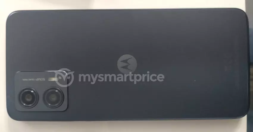 Moto G53 5G pojawiła się na zdjęciach na żywo: wyświetlacz 120 Hz, układ Qualcomm i podwójny aparat 50 MP