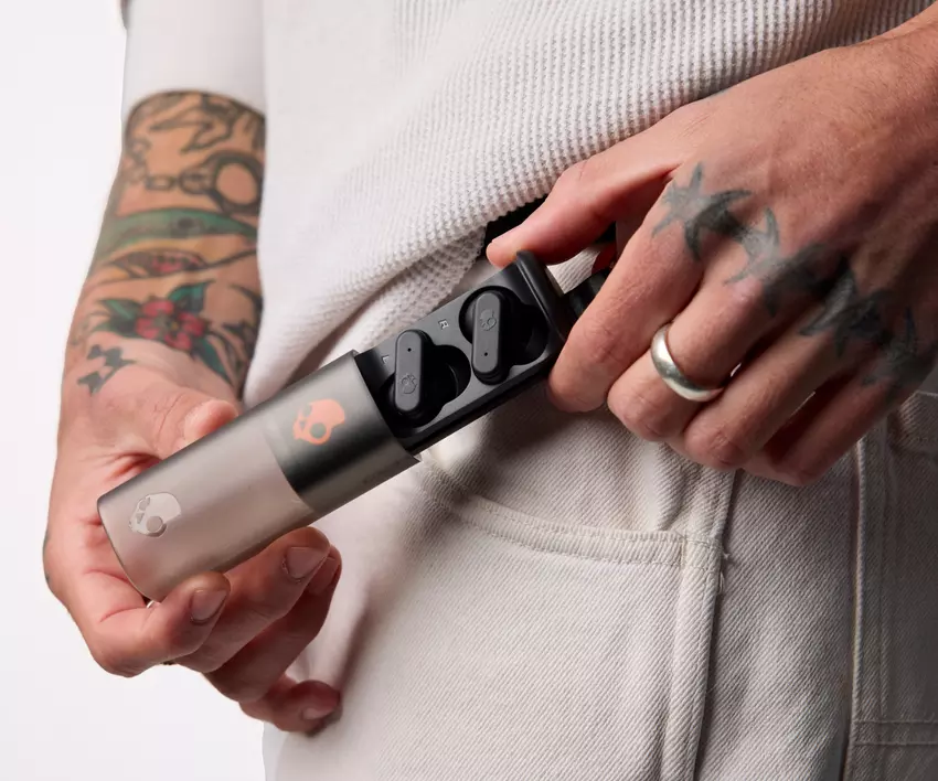 Skullcandy Dime Evo: słuchawki TWS z 6-milimetrowymi przetwornikami, obsługą Google Fast Pair, ochroną IPX4 i do 36 godzin pracy na baterii za 59 USD