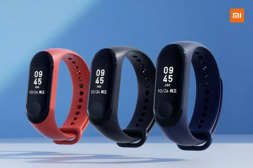 Podobny do Mi Band 3: W sieci pojawił się pierwsze „na żywo” zdjęcia inteligentnej bransoletki Xiaomi Mi Band 4 