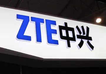 Budżet smartfon ZTE V0920 z podwójną ...